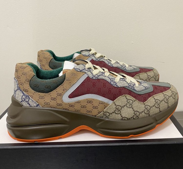 Gucci Rhyton bricks