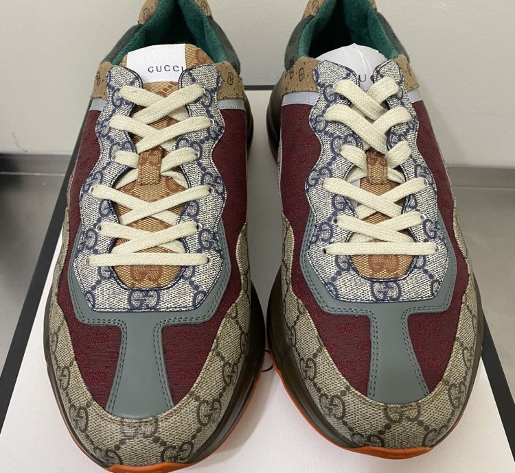 Gucci Rhyton bricks
