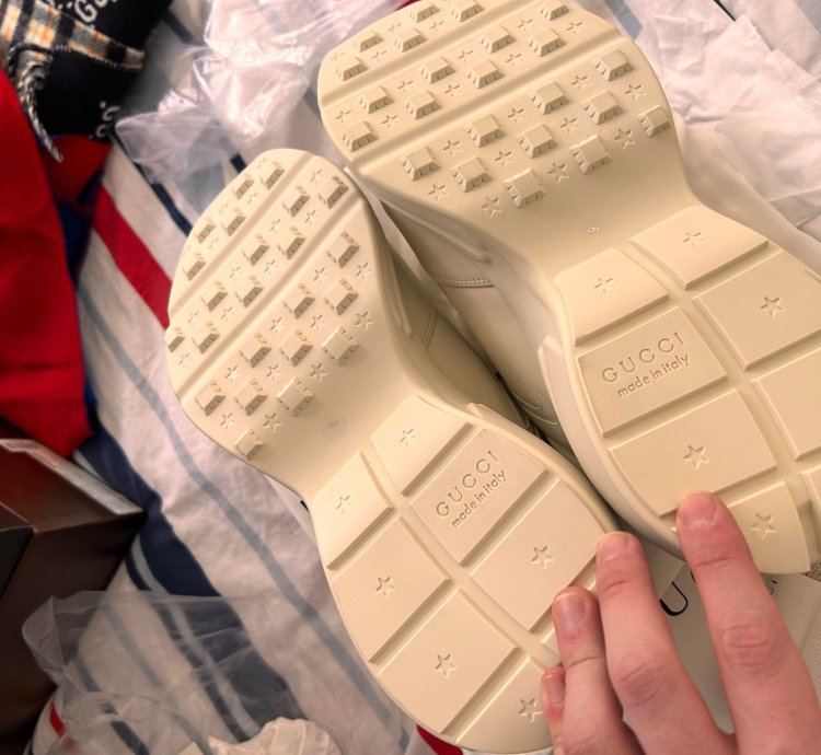 Gucci Rhyton Interlocking Disk
