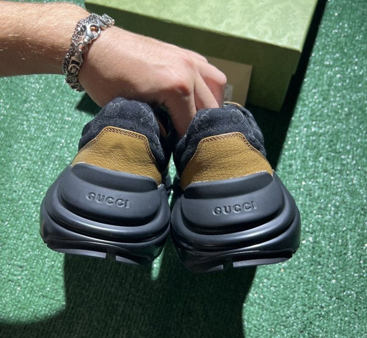 Gucci Rhyton Maxi GG Supreme Black Khaki Beige Size 7 5