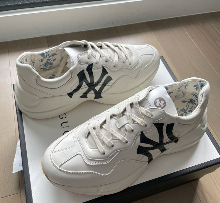 Gucci Rhyton NY Yankees size 10 Gucci