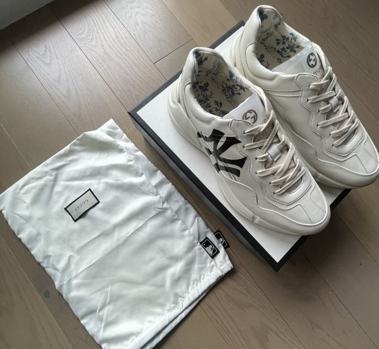 Gucci Rhyton NY Yankees size 10 Gucci