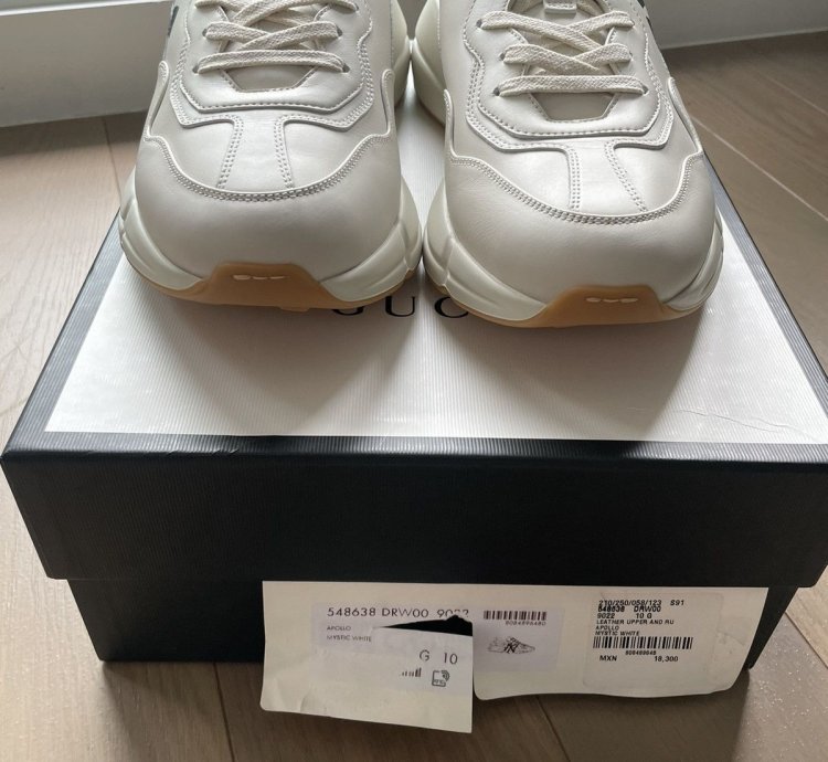 Gucci Rhyton NY Yankees size 10 Gucci
