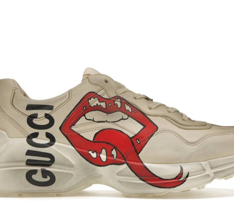 GUCCI Rhyton Printed Distressed Leather Sneakers (Red Lips)