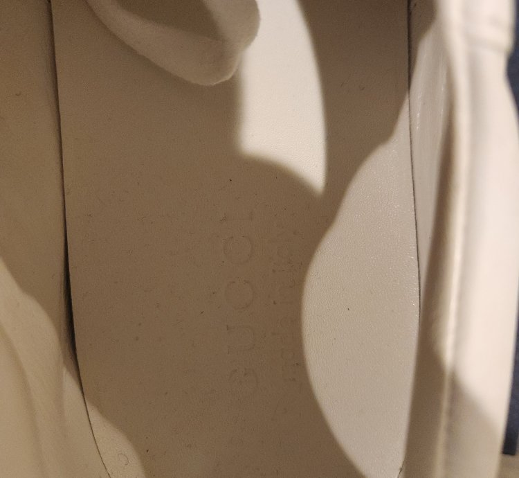 Gucci Rhyton Sneaker
