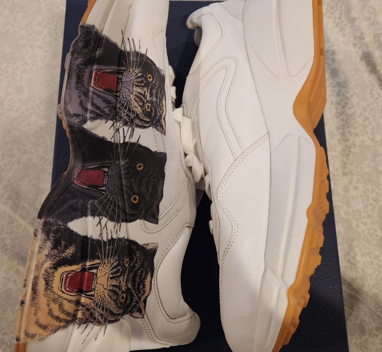 Gucci Rhyton Sneaker