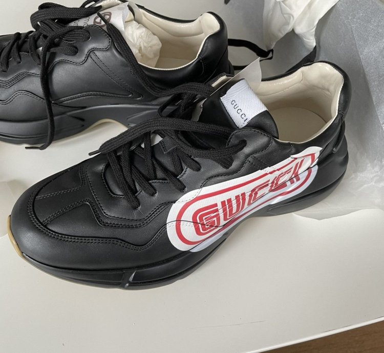 Gucci rhyton sneakers