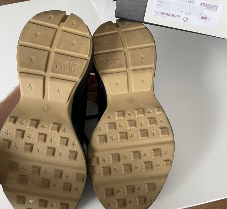 Gucci rhyton sneakers