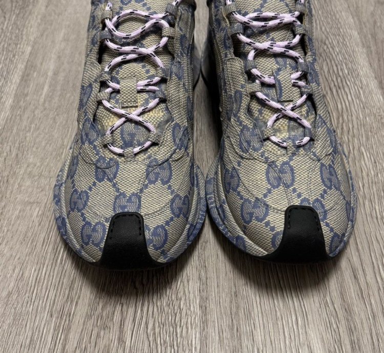 Gucci Run lace-up sneakers