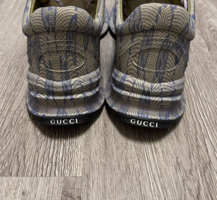 Gucci Run lace-up sneakers