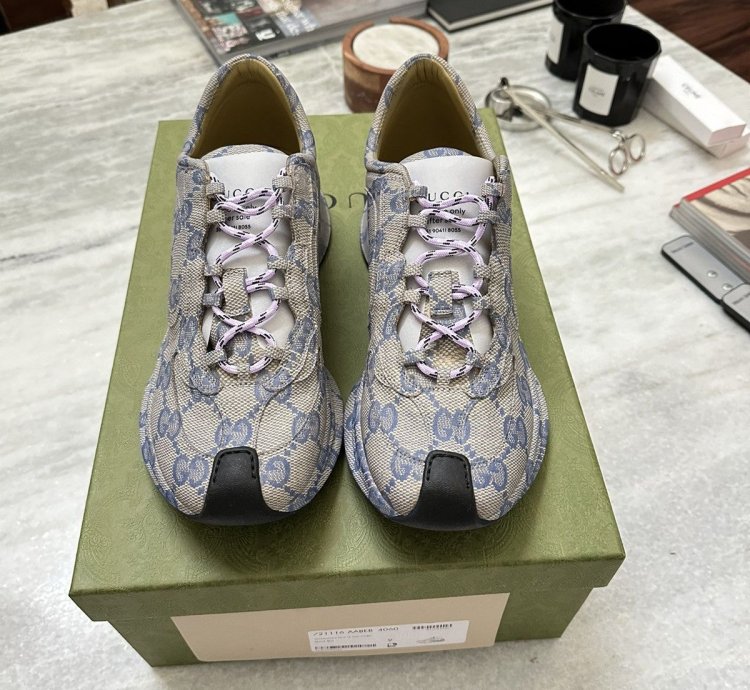 Gucci Run Sneaker all over print canvas monogram gg