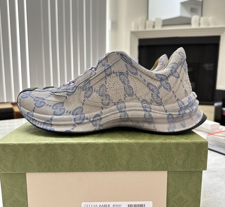 Gucci Run Sneaker all over print canvas monogram gg