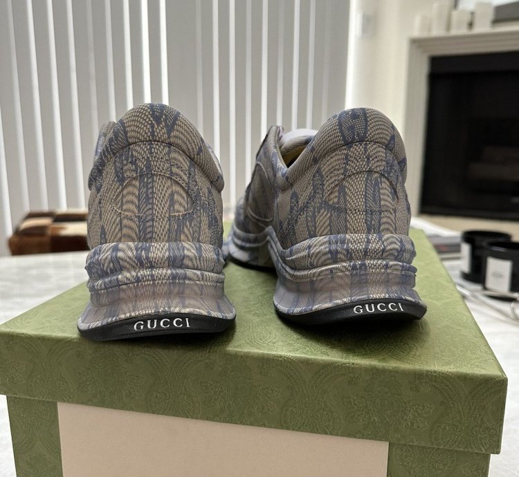 Gucci Run Sneaker all over print canvas monogram gg