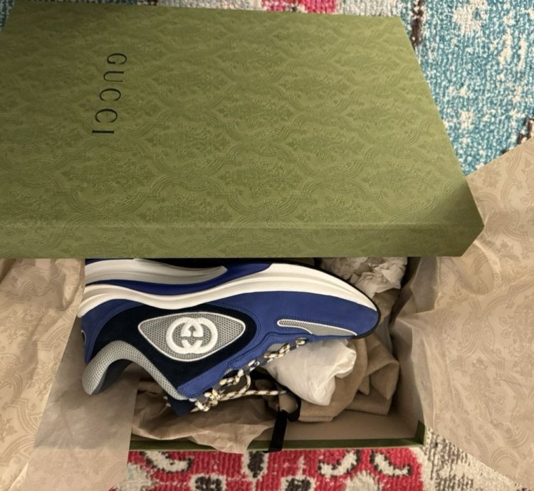 GUCCI RUN SNEAKERS UNISEX WOMENS 9 MENS7