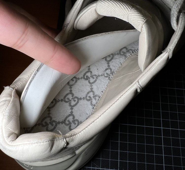 Gucci Rython Leather Sneakers