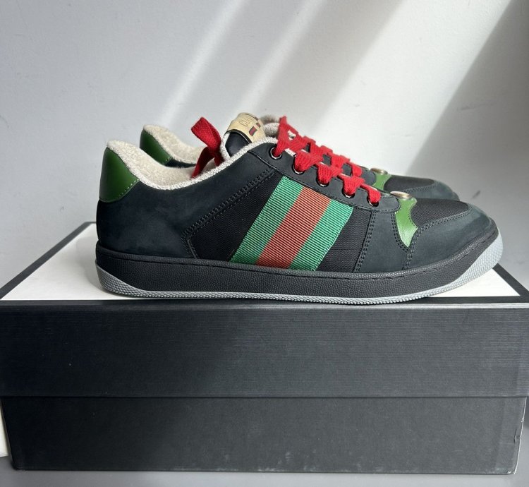 Gucci screener black