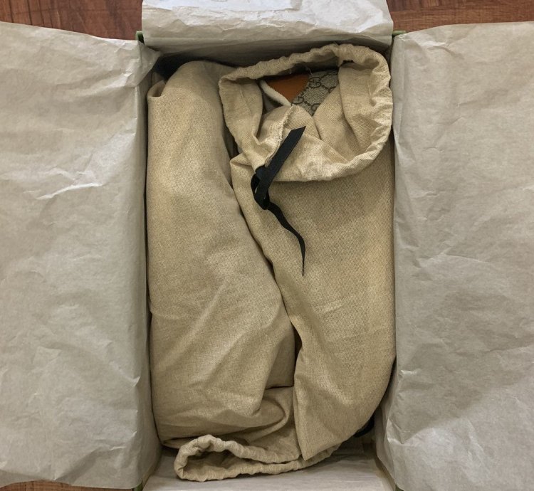 Gucci Screener GG Supreme