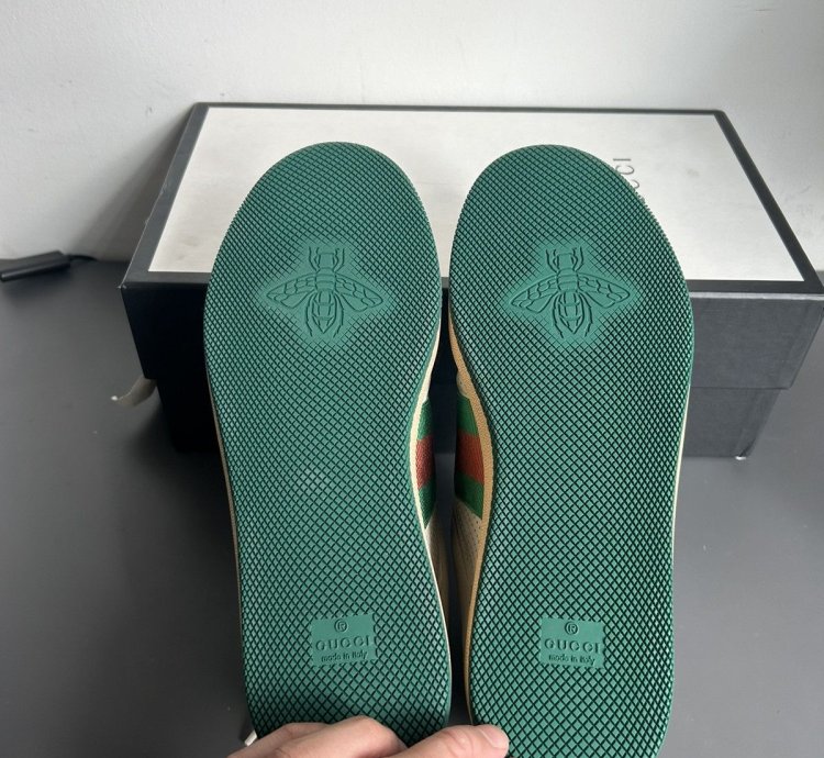 Gucci screener sneakers