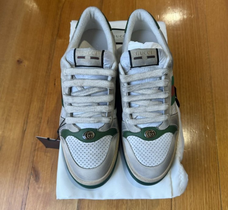 Gucci Screener Vintage Leather Low Top Sneakers White Beige
