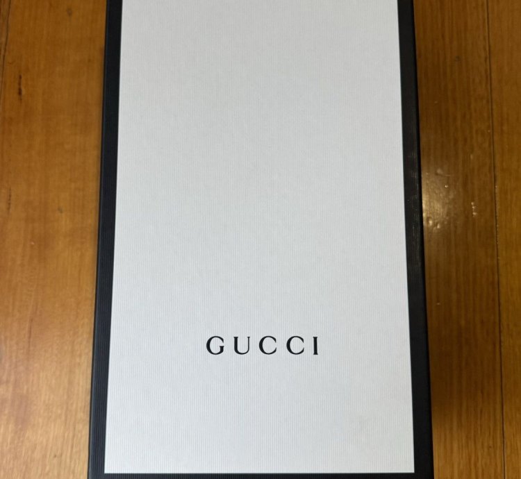 Gucci Screener Vintage Leather Low Top Sneakers White Beige