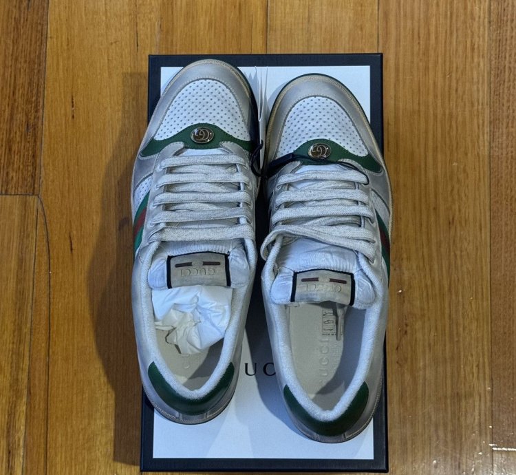 Gucci Screener Vintage Leather Low Top Sneakers White Beige