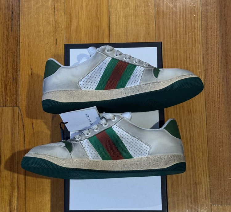 Gucci Screener Vintage Leather Low Top Sneakers White Beige