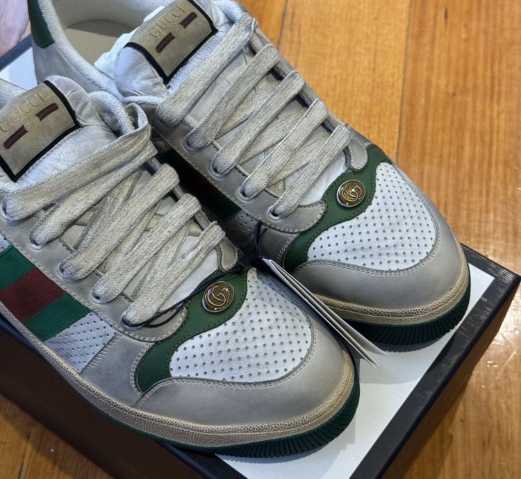 Gucci Screener Vintage Leather Low Top Sneakers White Beige