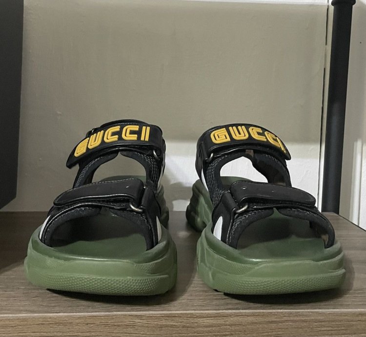 Gucci SEGA Logo Sandals