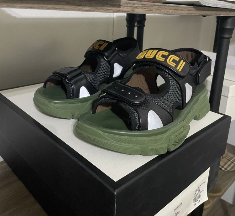 Gucci SEGA Logo Sandals