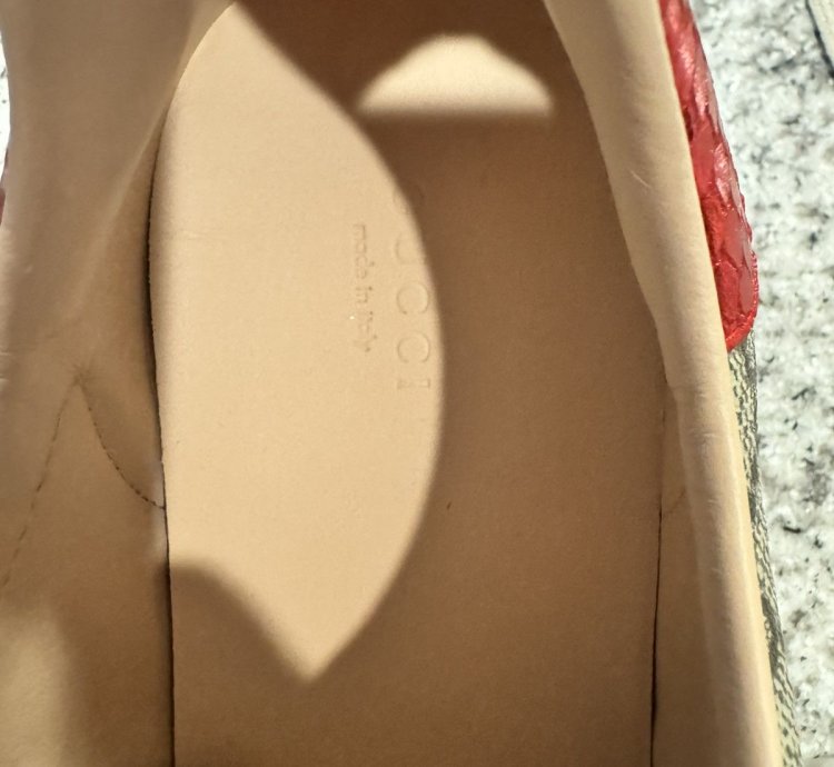 GUCCI SHOES