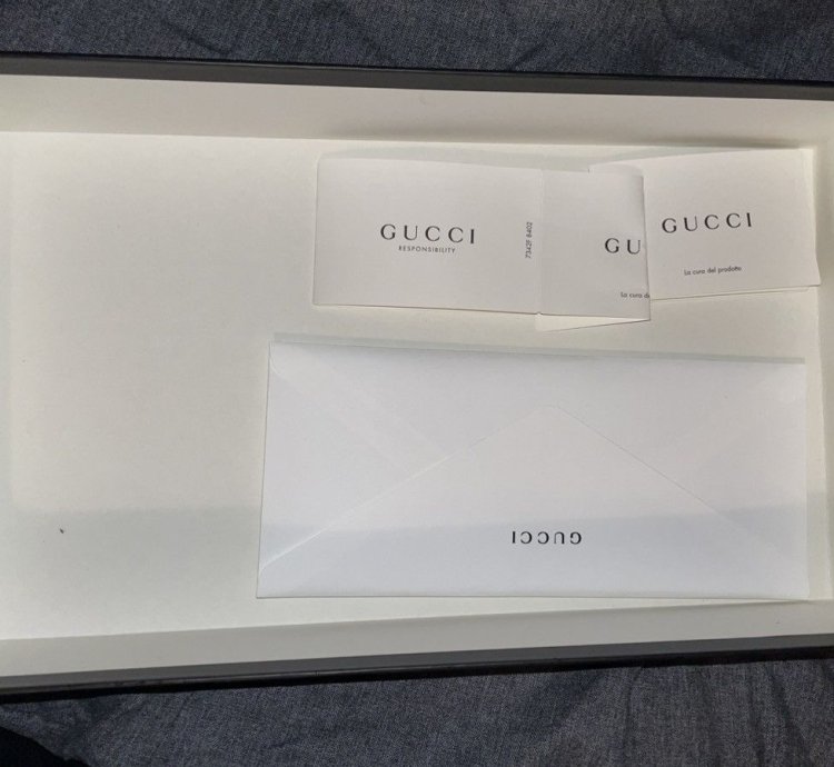Gucci Sliver Glitter
