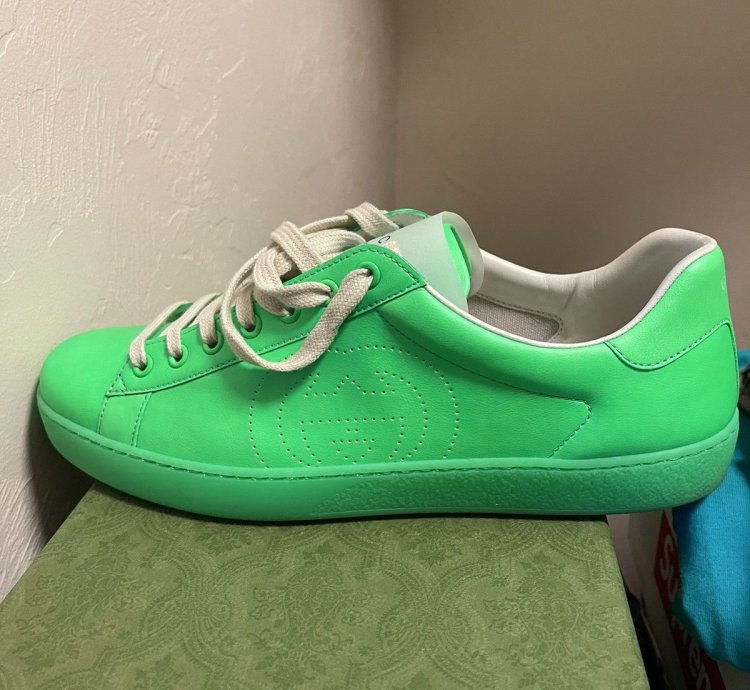 Gucci Sneaker Plastic Capri Fluo