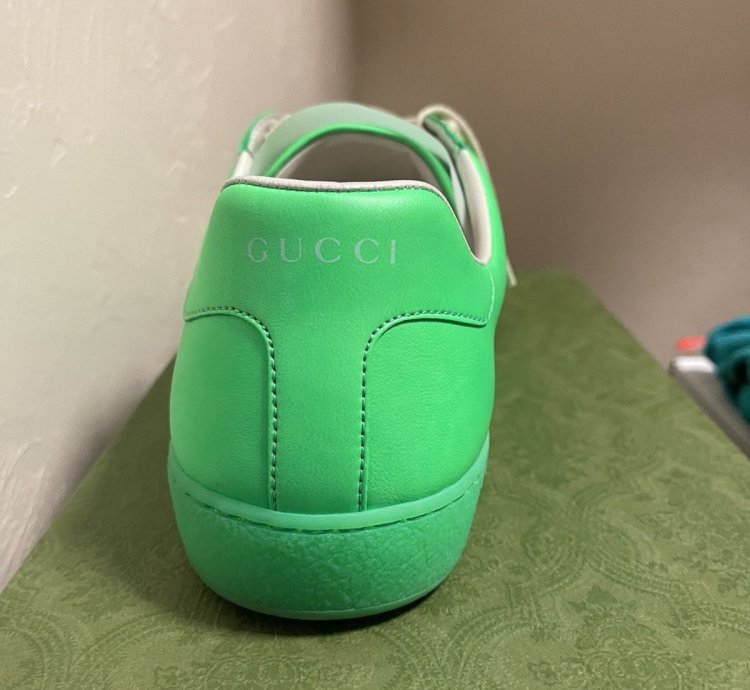 Gucci Sneaker Plastic Capri Fluo