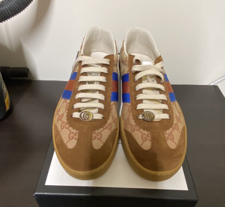 Gucci sneaker sz 10us(9 in Gucci)