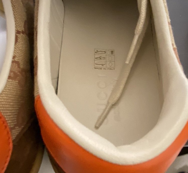 Gucci sneaker sz 10us(9 in Gucci)