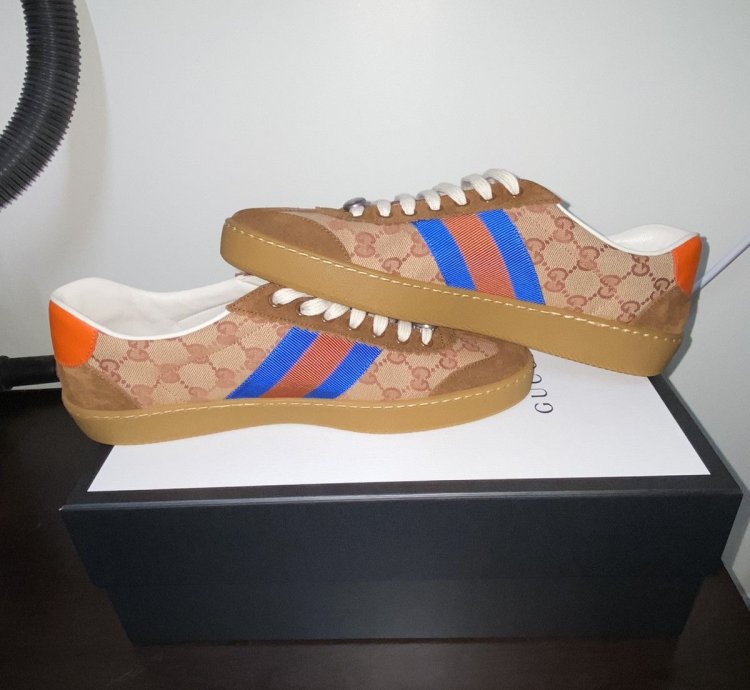 Gucci sneaker sz 10us(9 in Gucci)