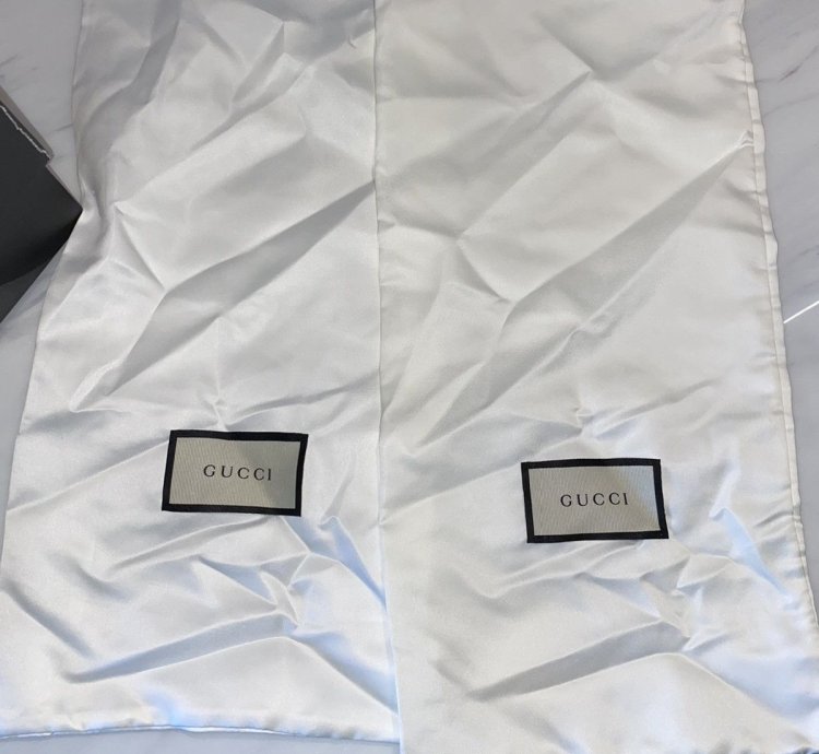 Gucci sneakers 12 5