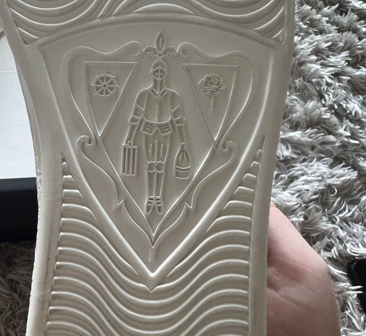 Gucci stars and bees logo ace aces sneakers low top new box