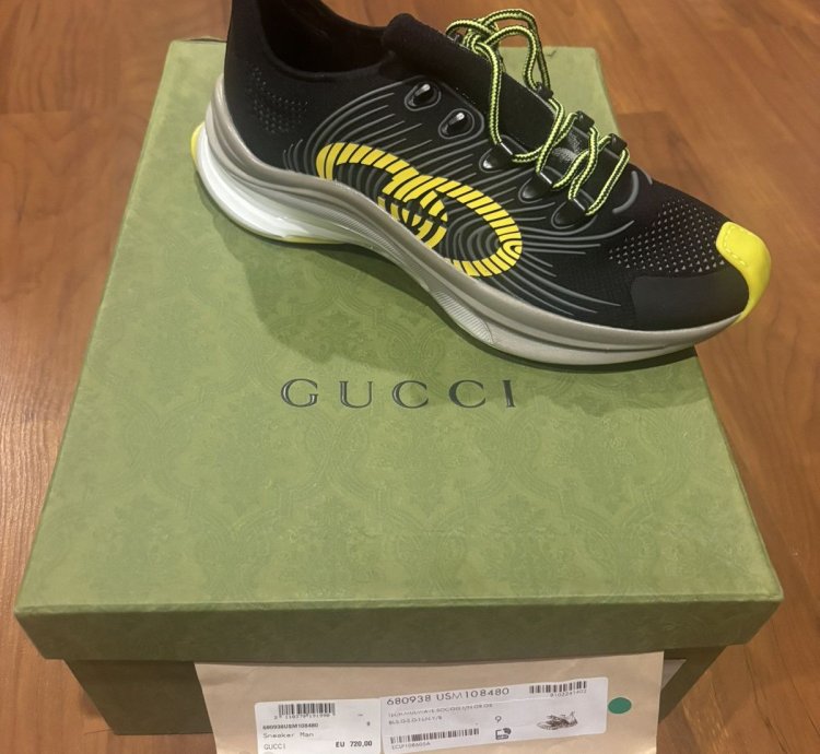 Gucci Technical Knit Run Sneakers