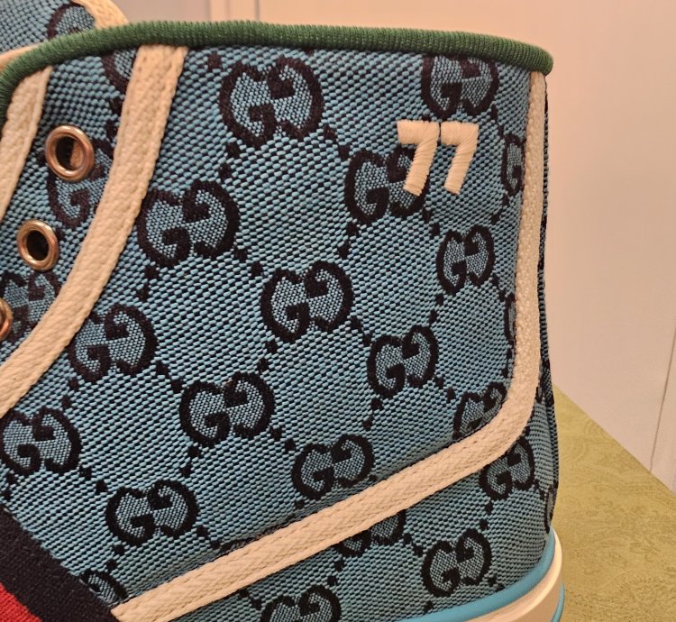 Gucci Tennis 1977 High Top Turquoise Navy Logo Monogram Sz 9