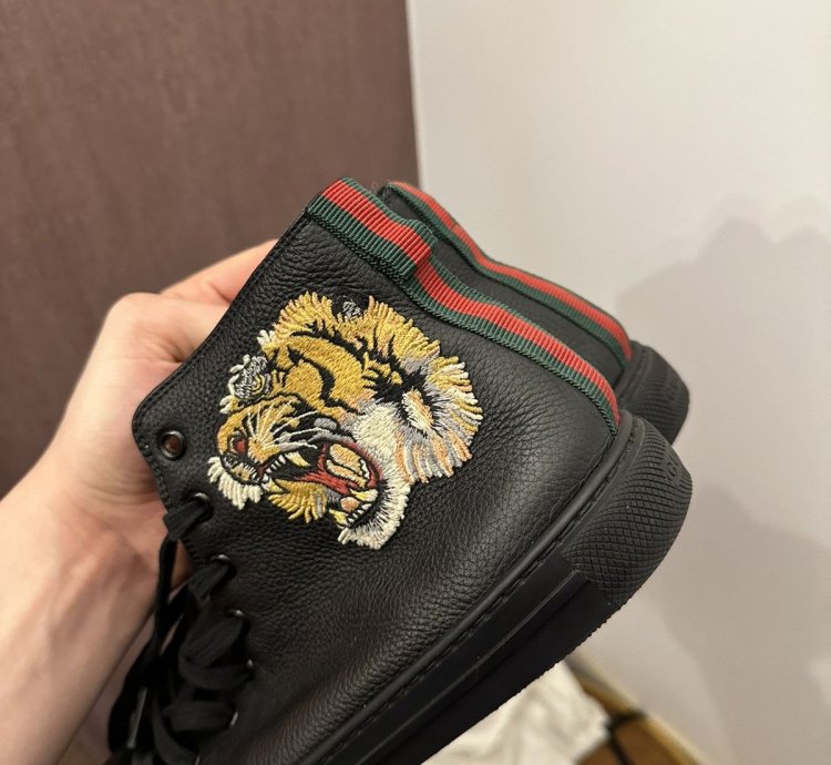 Gucci Tiger Sneakers