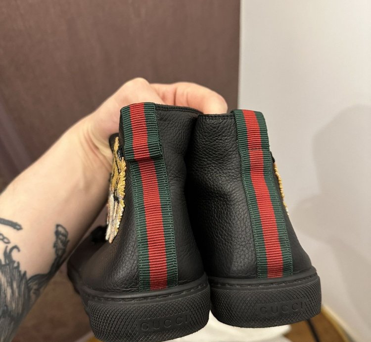 Gucci Tiger Sneakers