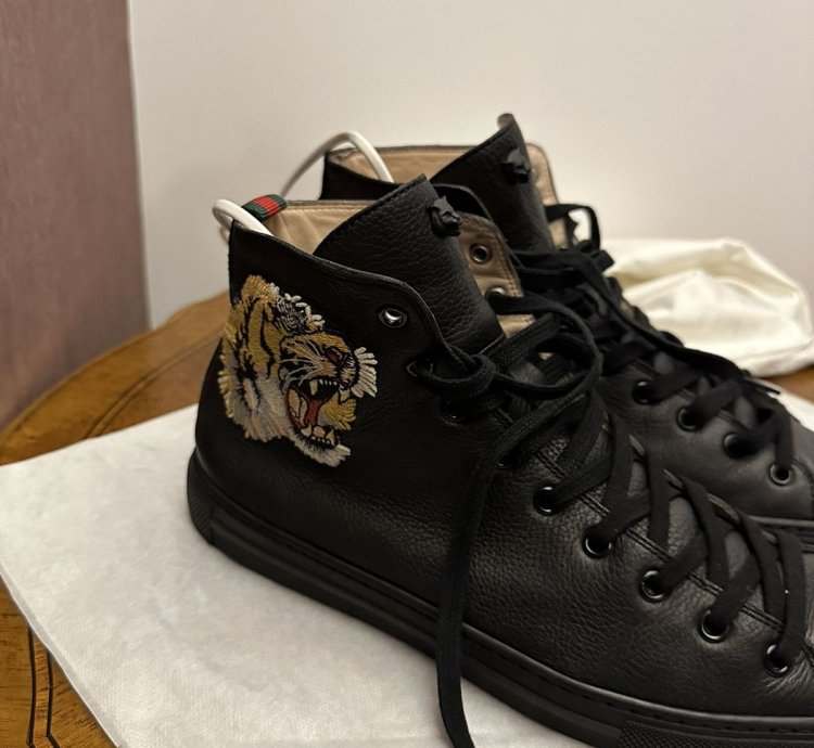 Gucci Tiger Sneakers