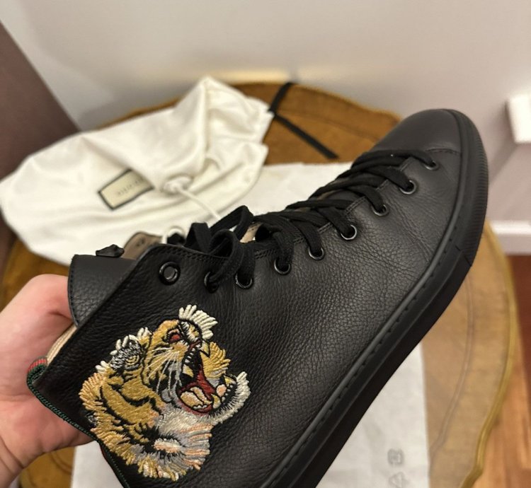 Gucci Tiger Sneakers