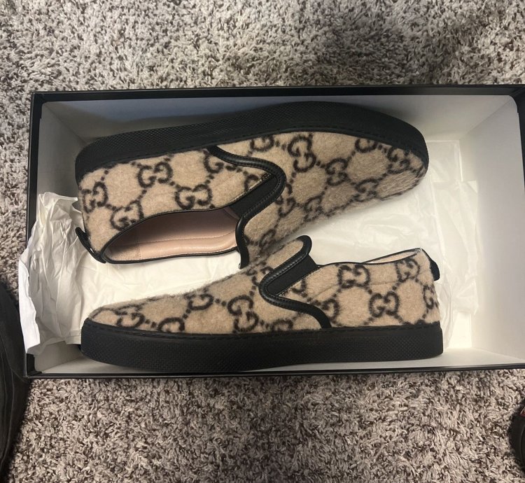 Gucci whool slip-on beige