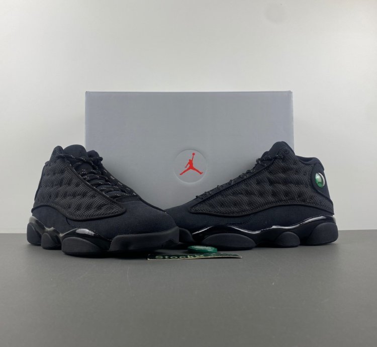 Air Jordan 13 Retro Black Cat