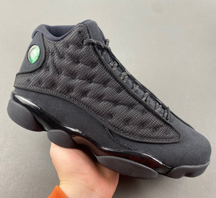 Air Jordan 13 Retro Black Cat