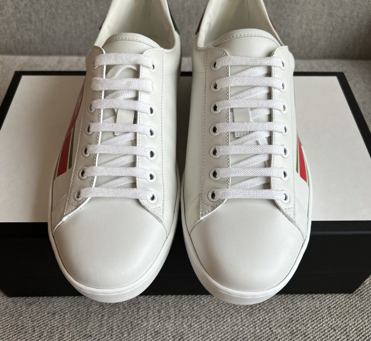 Interlocking Ace sneakers