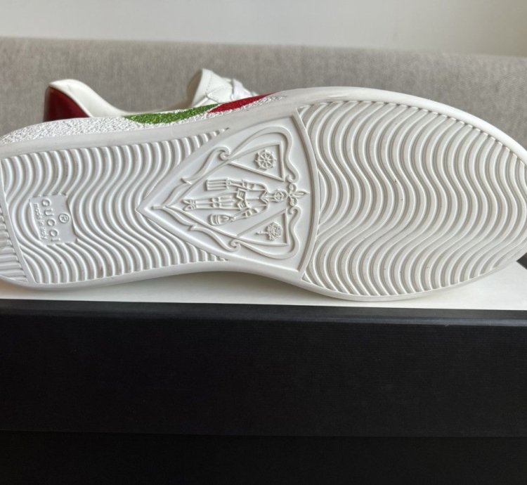 Interlocking Ace sneakers