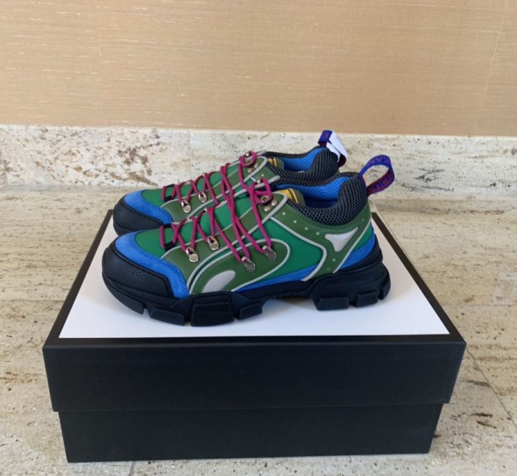 Low Top Flash Trek Sneakers